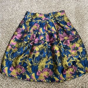 Vibrant skirt